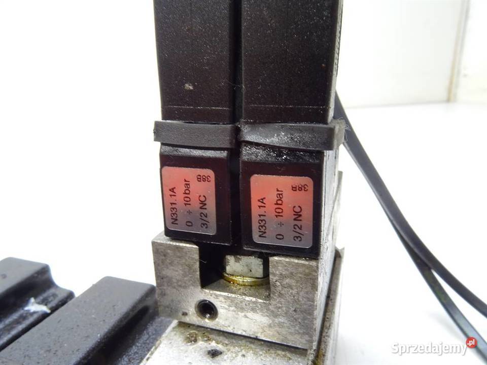 ROZDZIELACZ HYDRAULICZNY