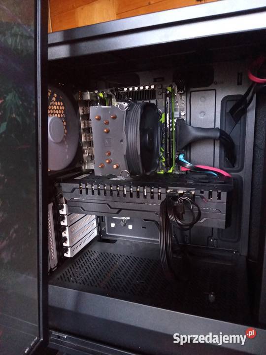 Komputer Gamingowy monitor 32 cale rx 5700 xt 32 małopolskie Zakopane sprzedam