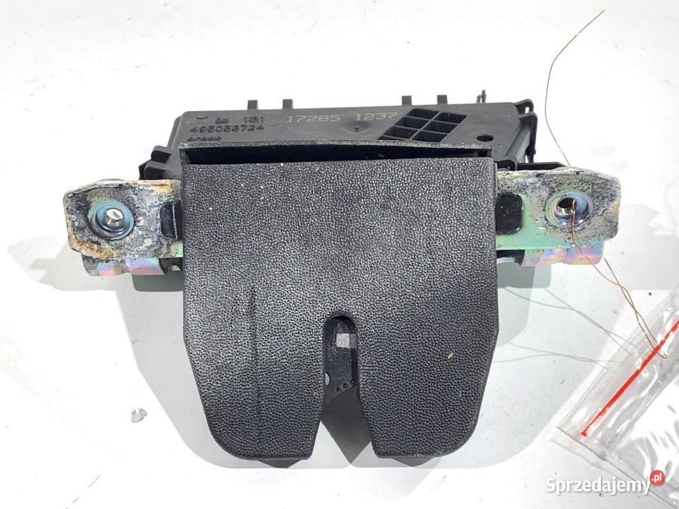 ZAMEK KLAPY TYŁ OPEL ASTRA H Hatchback 13117285 osobowe