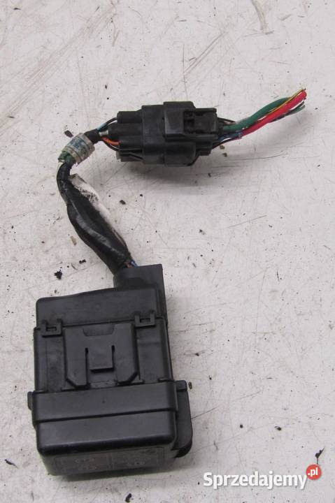 SKRZYNKA BEZPIECZNIKÓW 20 DOHC MIVEC MITSUBISHI sprzedam