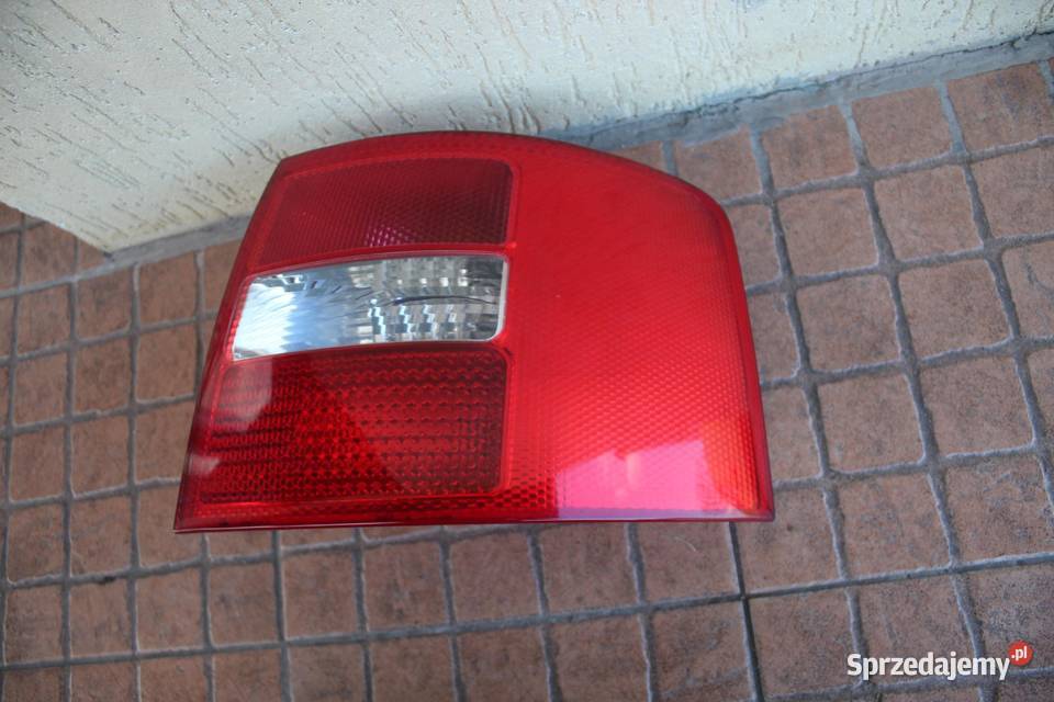 LAMPA PRAWY TYŁ AUDI A6 C5 KOMBI AVANT wielkopolskie