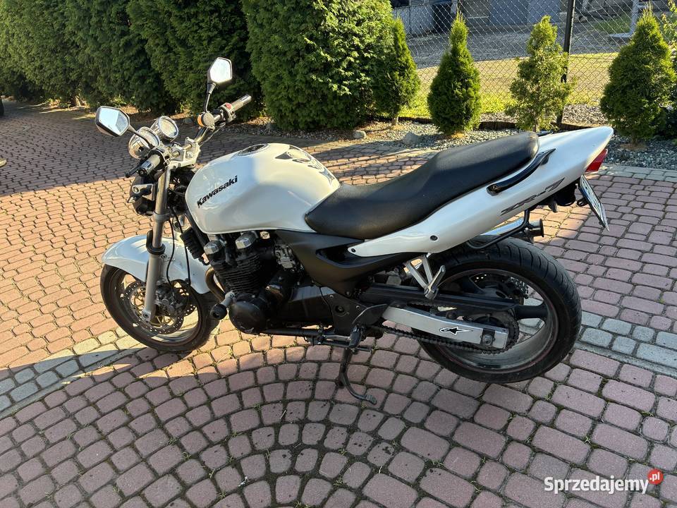 Kawasaki ZR7 750 naked Rok produkcji 2005 małopolskie Kraków