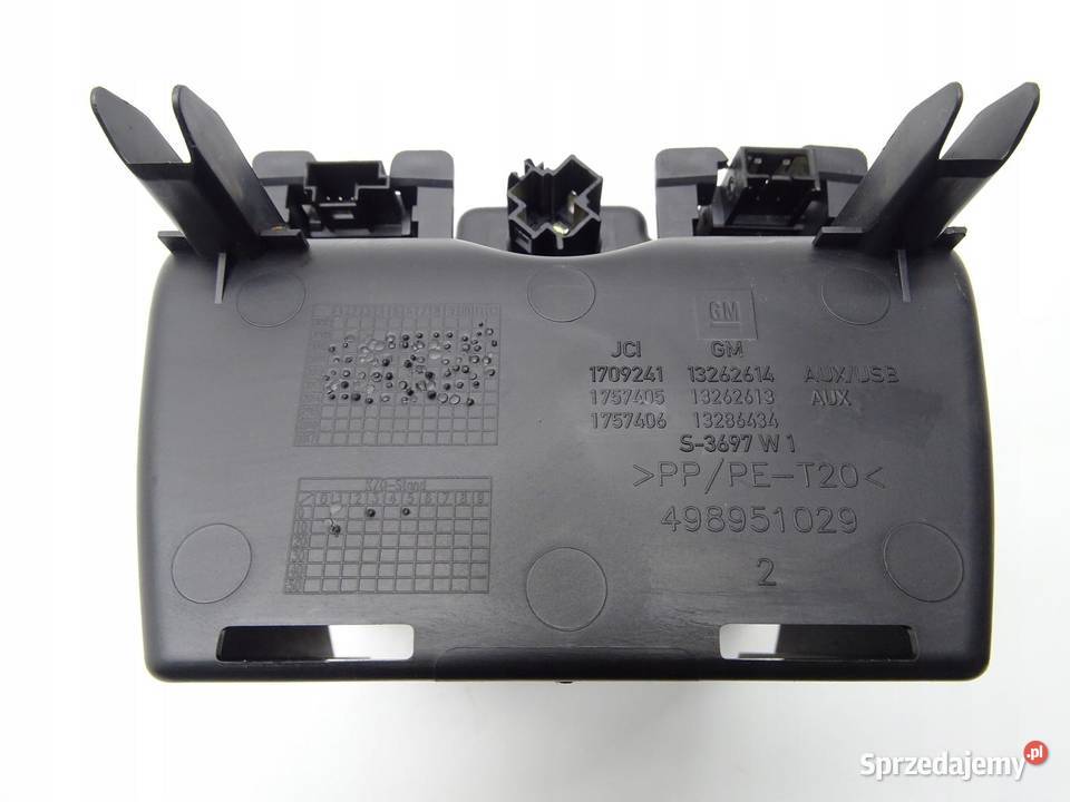 ZAPALNICZKA GNIAZDO PORT USB OPEL ASTRA J IV