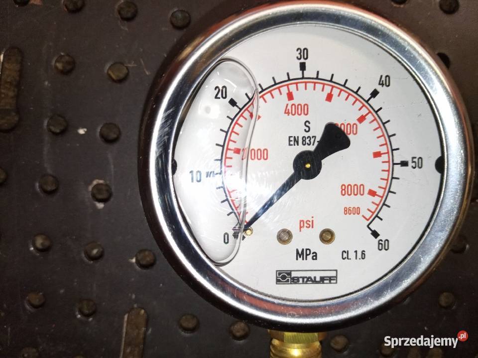 Manometr MPa 60 stauff