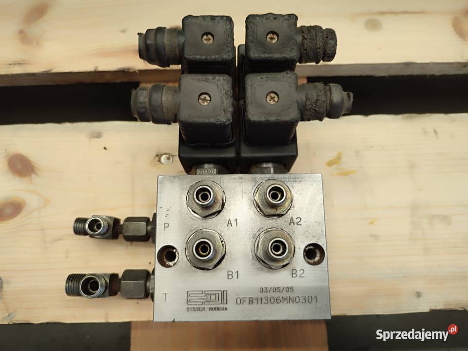 Rozdzielacz hydrauliczny OFB11306MNO301 MANITOU wielkopolskie Wilkowo