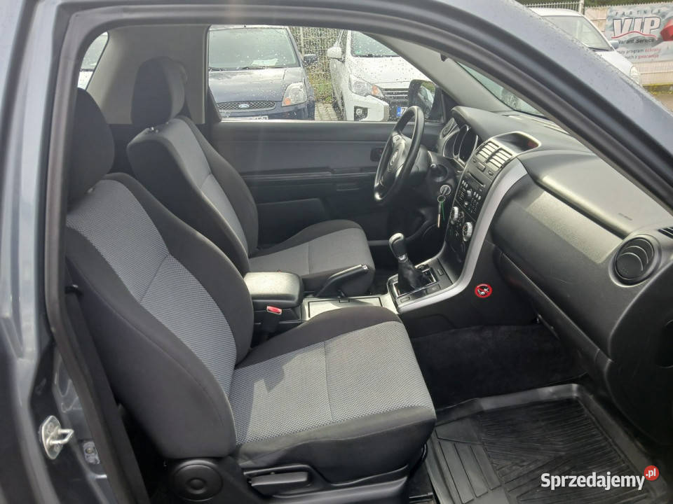 Suzuki Grand Vitara 16i 4X4 klima elektryka VAT marża