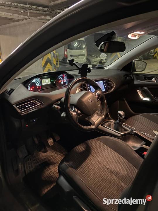 Peugeot 308 T9 15 z 2019 roku nowy silnik mazowieckie Warszawa