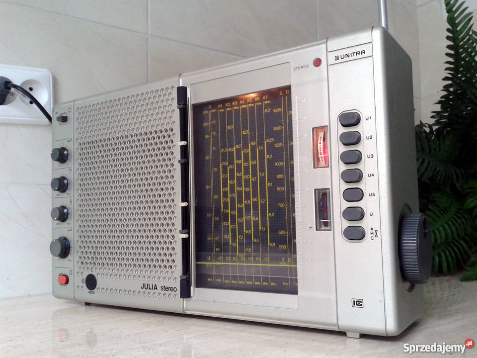 Radio Julia Stereo vintage