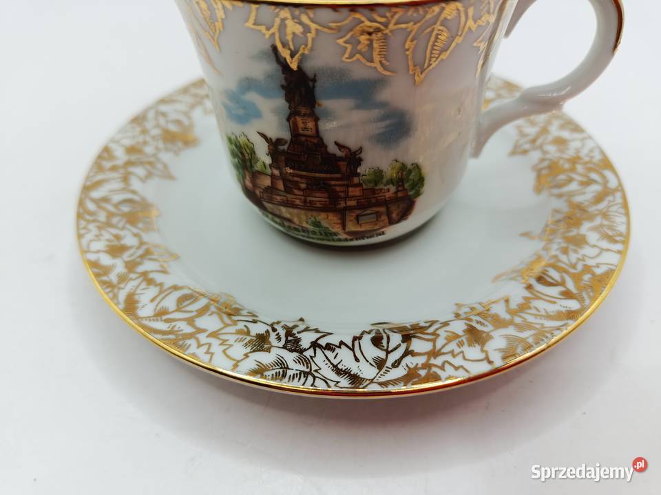 Filiżanka ze spodkiem biała porcelana girlanda sprzedam