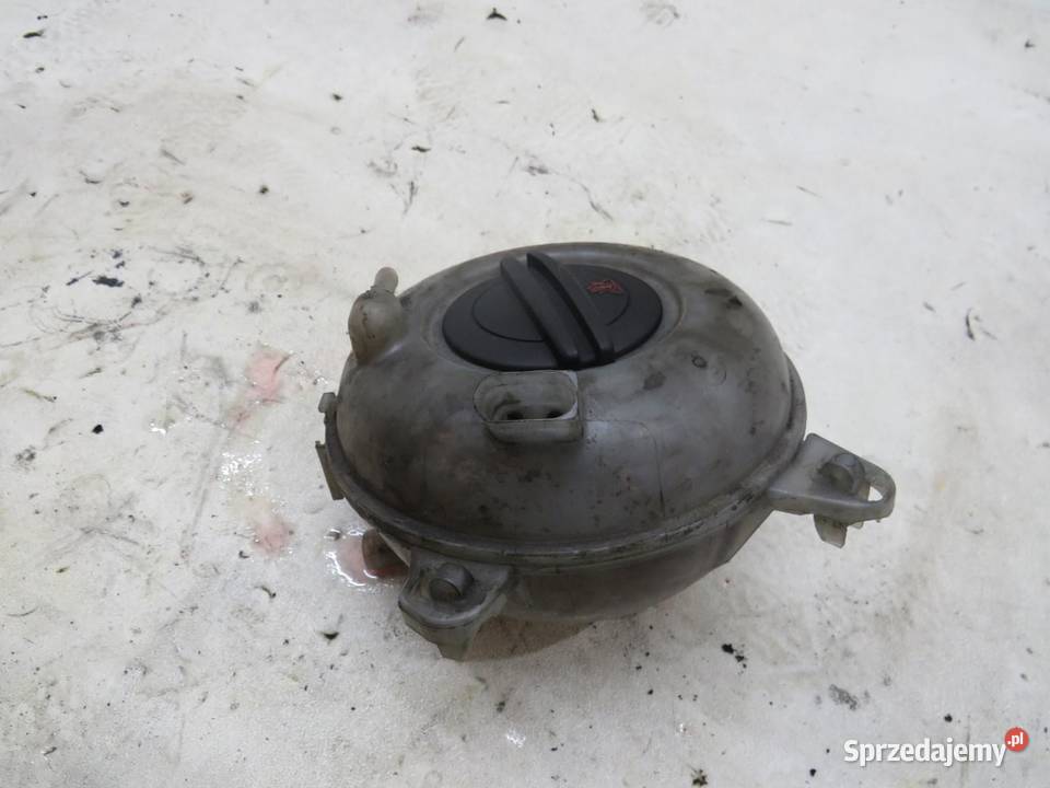 ZBIORNICZEK WYRÓWNAWCZY PASSAT B8 5Q0121407G