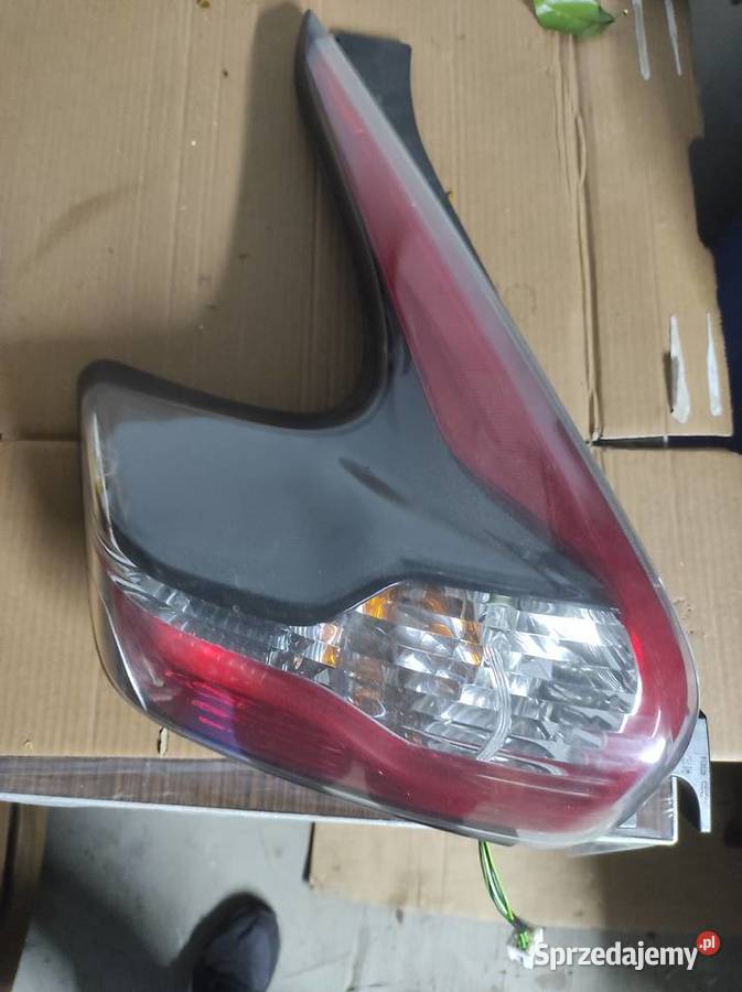 Lampa tył Nissan Juke I lift F15 osobowe Osiek