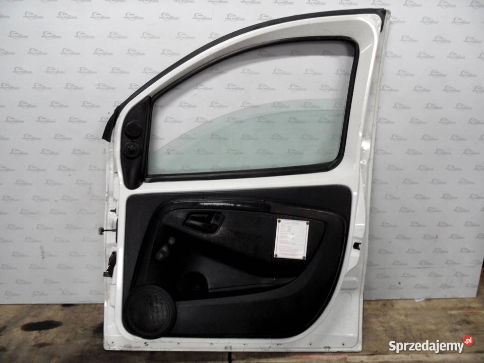 FIAT FIORINO III 13r drzwi prawy przód Drzwi
