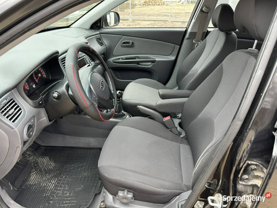 Kia Rio Benzyna klimatyzacja opony wielosezonowe czarny Wejherowo sprzedam
