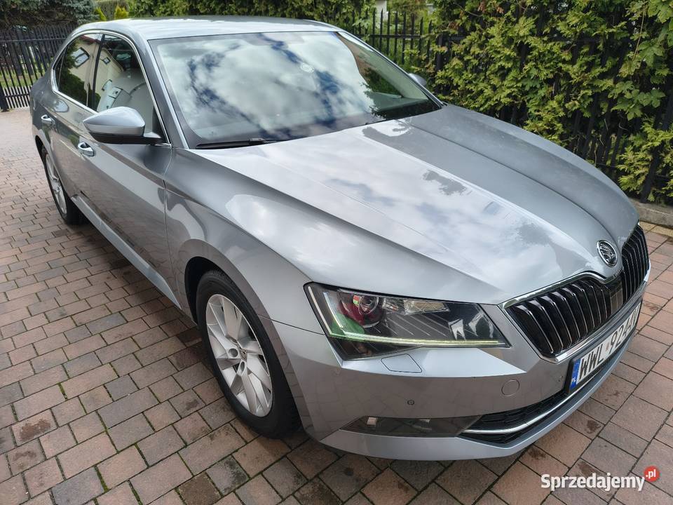 Sprzedamzamienię Superb 20 TDI nowy rozrząd olej wielofunkcyjna kierownica Superb mazowieckie Wołomin