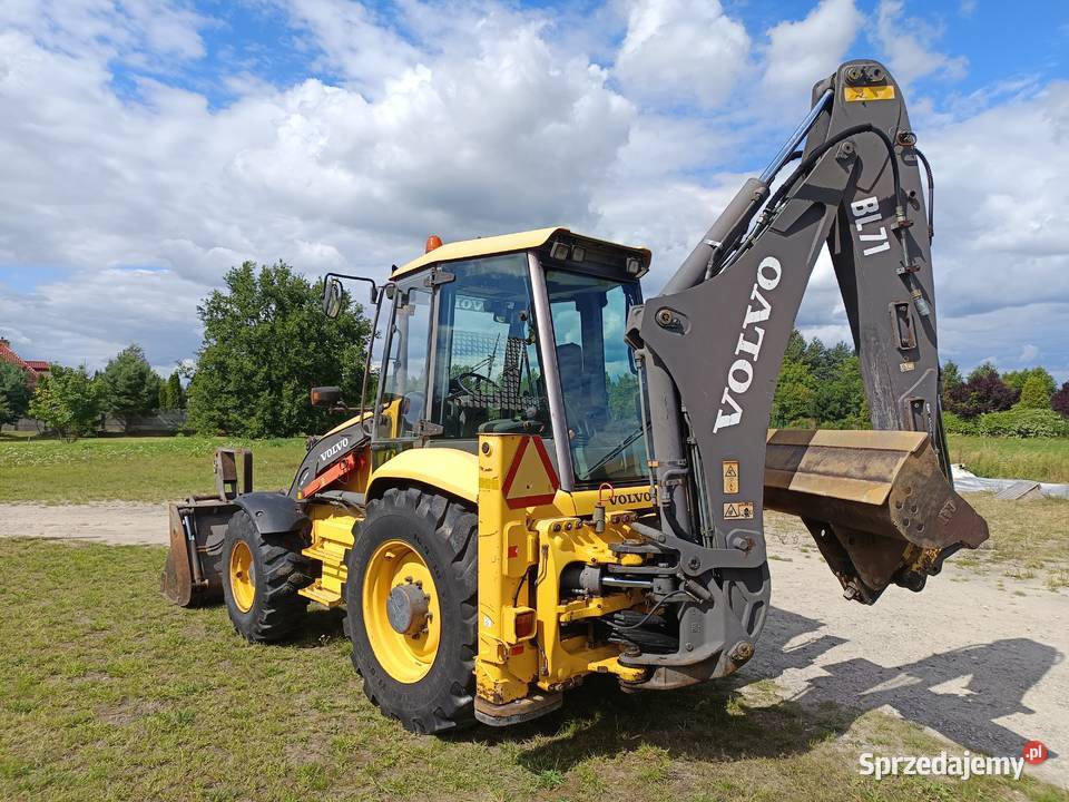 Koparkoładowarka Volvo Bl 71 Rok produkcji 2005 Radom sprzedam