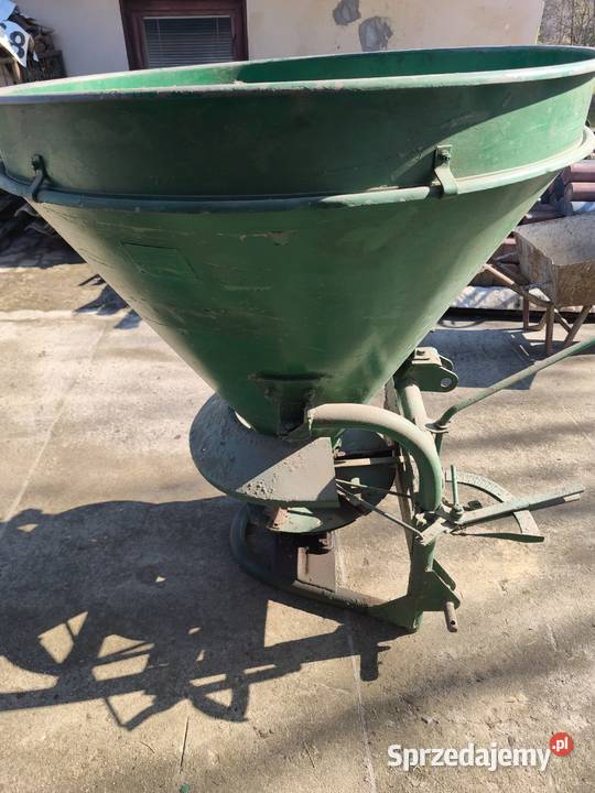 Rozsiewacz do nawozu lejek stożek Boratyn