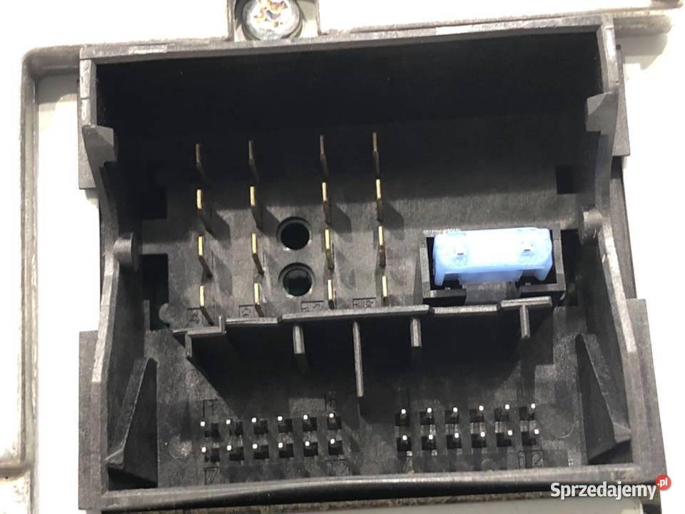 RADIO AUDI A4 B8 8T1035186C 0715 ODTWARZACZ Sprzęt audio fabryczny sprzedam