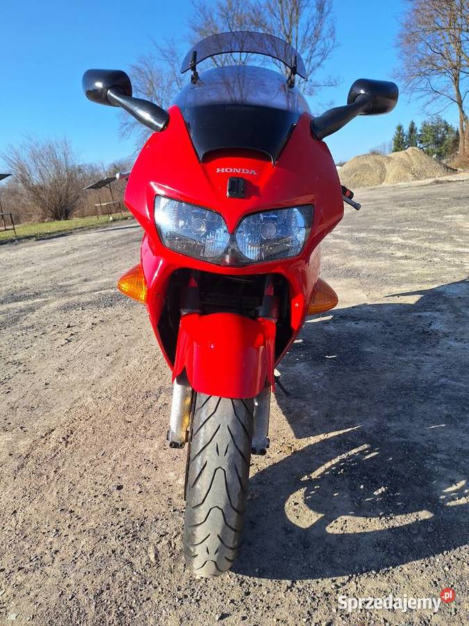 Honda VFR 800 Fi 1999r Macoszyn Duży