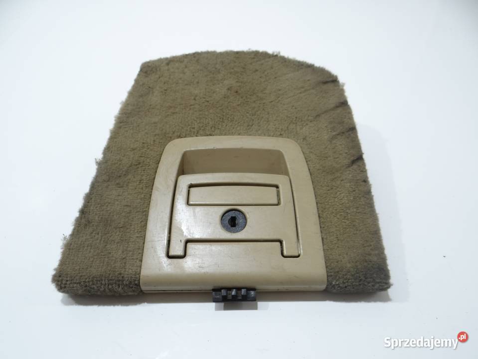 KLAMKA PODŁOGI BAGAŻNIKA BMW E61 4623558 lubelskie Strzyżewice