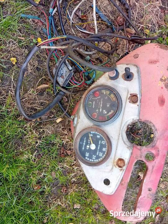 Pulpit z zegarami i instalacja Ursus c360 Elektryka i zapłon