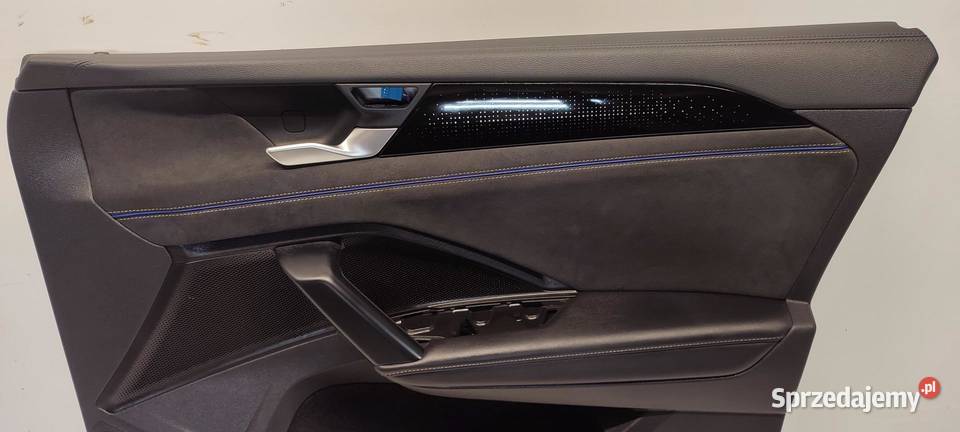 VW TAYRON BOCZEK DRZWI PRAWY PRZÓD RLINE Tapicerki samochodowe