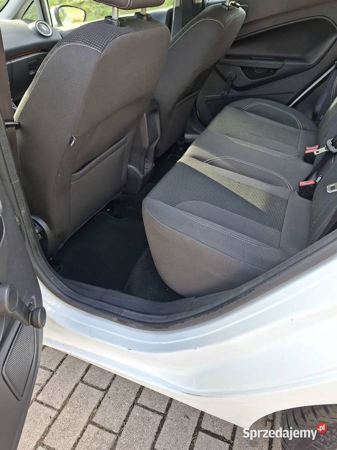 Ford Fiesta stan zadbany Rok produkcji 2017 Boguszów-Gorce