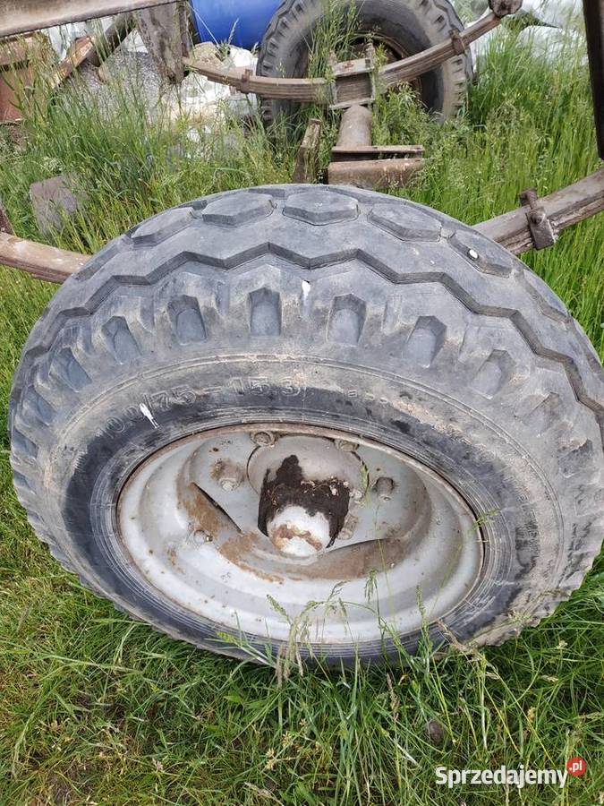 Przyczepa do bel balotów siana słomy nieuszkodzony Stare Siołkowice sprzedam