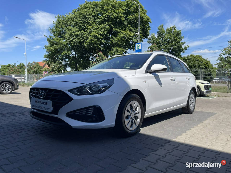 Hyundai i30 15DPI 110 Classic Wagon Salon III lakier metallic Piotrków Trybunalski