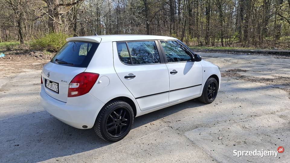 Skoda fabia 14 mpi 16v lpg gaz 2013 manualna Świdnica