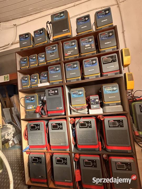 Prostownik Ładowarka baterii trakcyjnych Laryszów