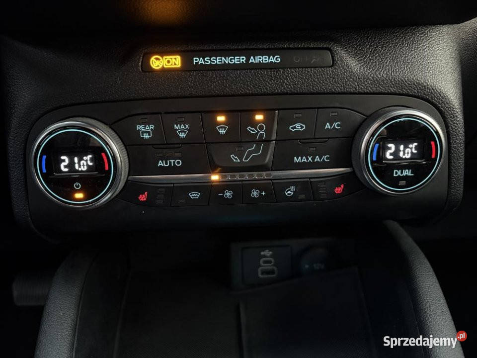 FORD Kuga 2022r Salon Bogata wersja mazowieckie Warszawa