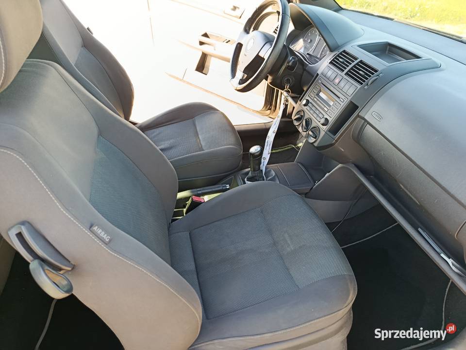 Volkswagen polo dużym serwisie manualna Wierzchosławice sprzedam