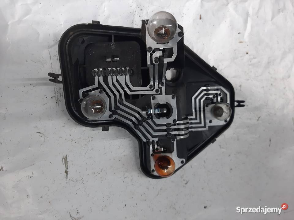 Fiat Stilo 3D listwa wkład lampy prawej tylnej Ksawerów