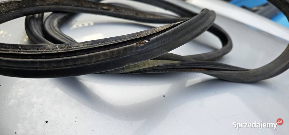 Uszczelka klapy tył mercedes w210 sedan Zbąszyń