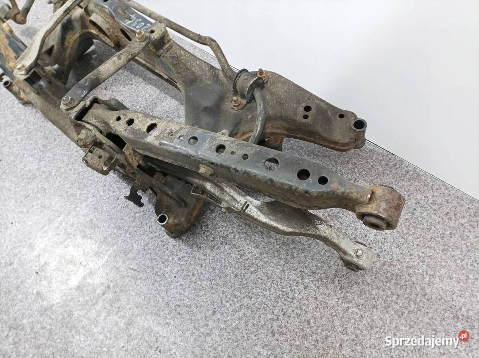 SANKI ZAWIESZENIA TYŁ J11 FWD Nissan Qashqai II