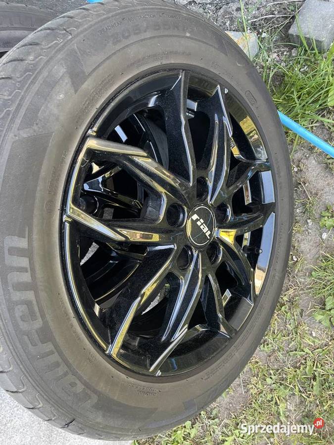 Felgi z oponami do Audi a4 b7 Samochodowe Czarne