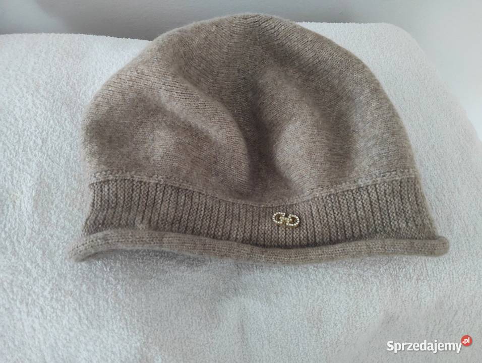 Czapka zimowa beret beżowy nowy Ruciane-Nida