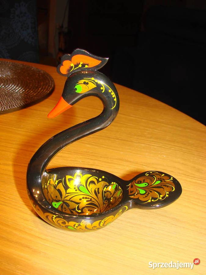 drewniany zdobiony łabędź miseczka Pruszcz Gdański