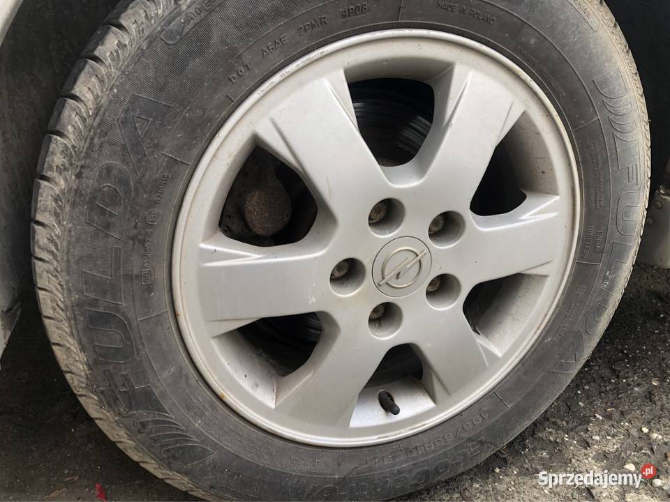 Vectra b 23 150 benzyna kombi cześć Wadowice