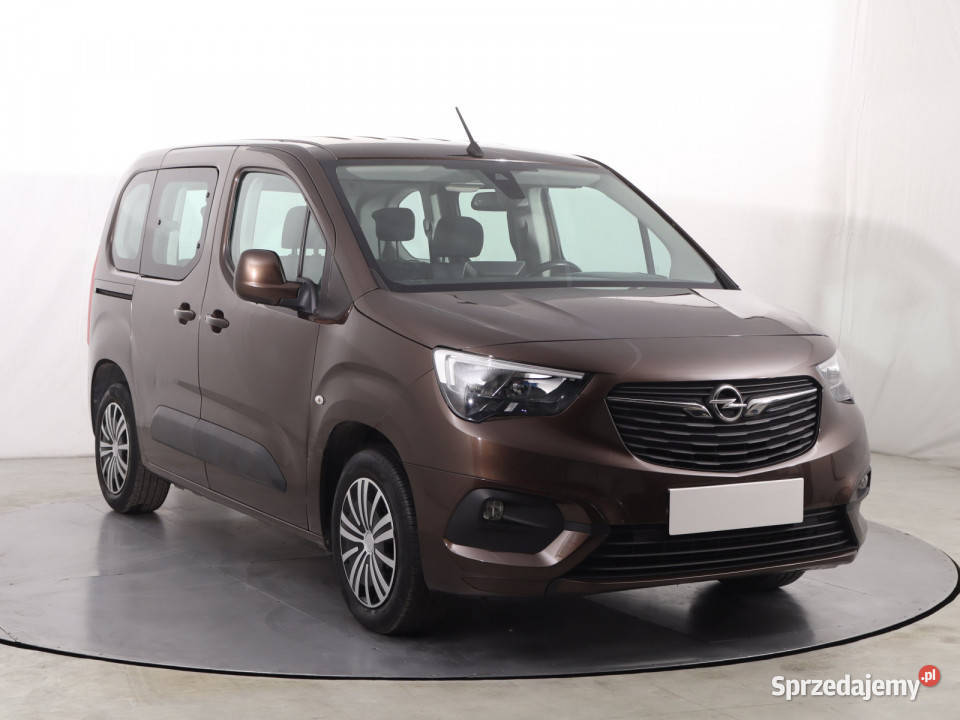 Opel Combo 15 CDTI gniazdo USB Katowice