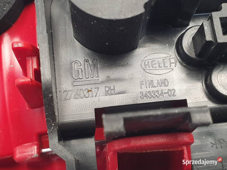 LAMPA PRAWA Saab 95 I lift 0509r TYLNA prawy tył Rudka