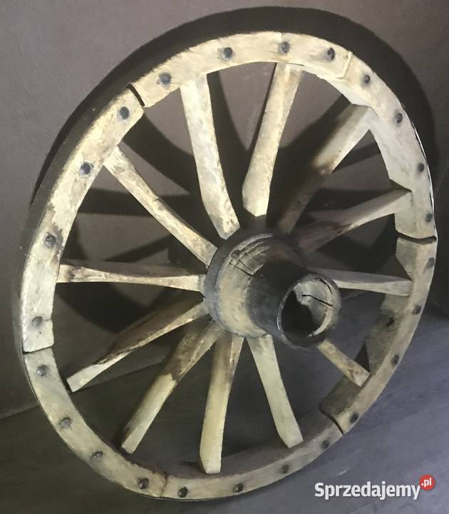 Stare ozdobne koło drewniane z metalowym okuciem Kleczew