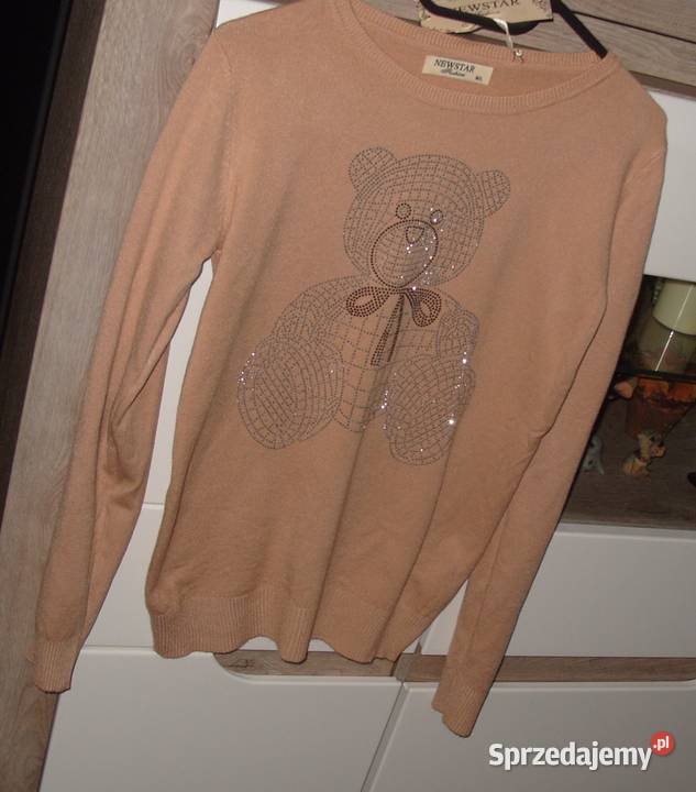 NEWSTAR FASHION sweterek z cyrkoniowym Miśkiem Rawicz