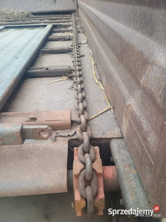 Rozrzutnik obornika Czarna Białostocka 2 sztuki nieuszkodzony Rozrzutniki obornika Łempice