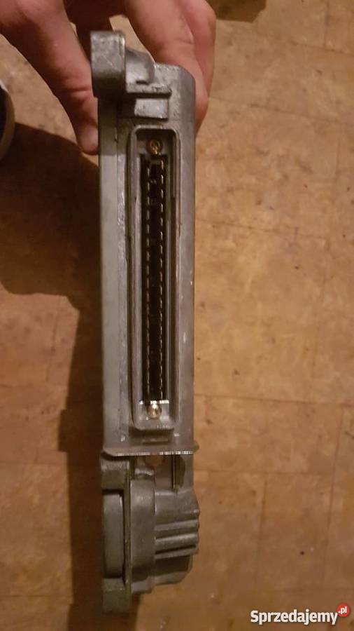 Komputer ECU Renault Safrane 22 benzyna Radom