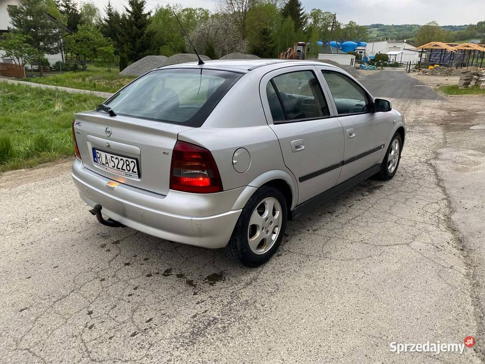 Opel Astra 16 Benzyna Astra Lutcza