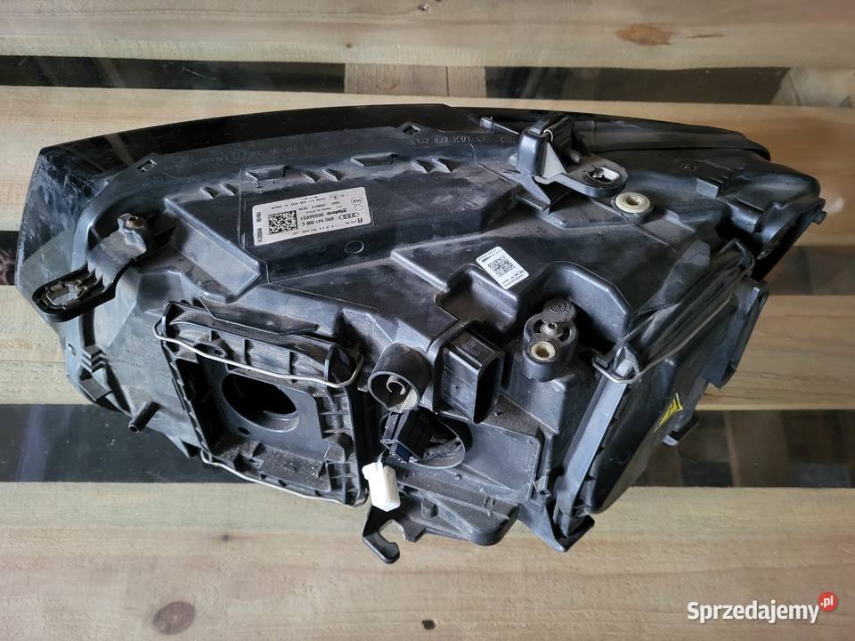 Lampa przednia prawa audi Q5 8R0941006c prawe