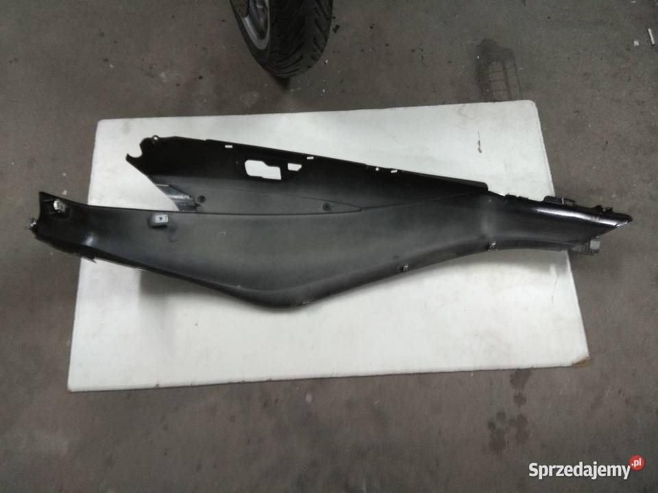 Boczek owiewka doPiaggio x10 125 Zielonka sprzedam