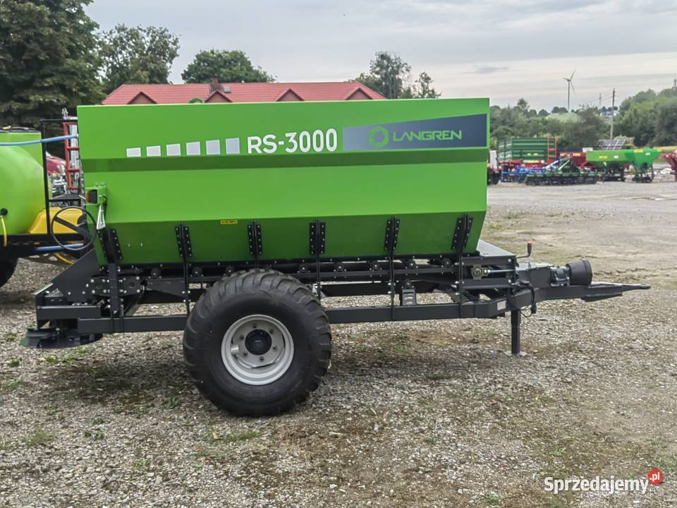 Rozsiewacz do wapnanawozu LANGRENRCWwapniarka Żółkiewka-Osada