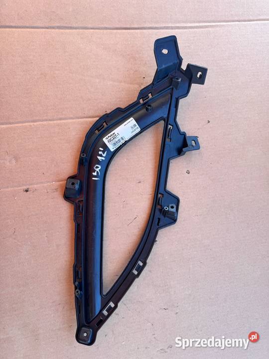 Ramka halogenu prawa Hyundai i30 20122015 osobowe Brzesko